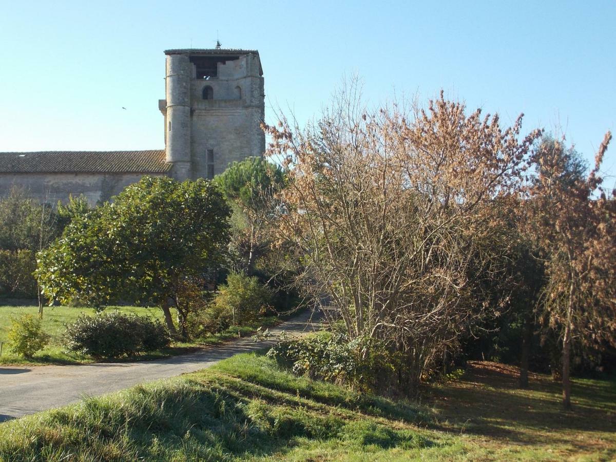 Gite De La Tour Donjon Belcastel  Eksteriør billede